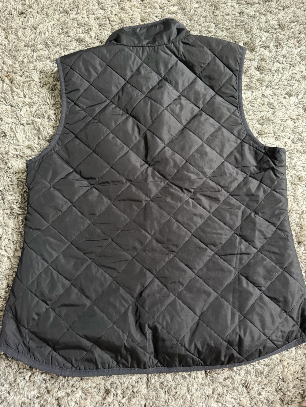 Old Navy Quilted Sleeveless Puffer Vests - Black & Cream - Picture 6 of 7